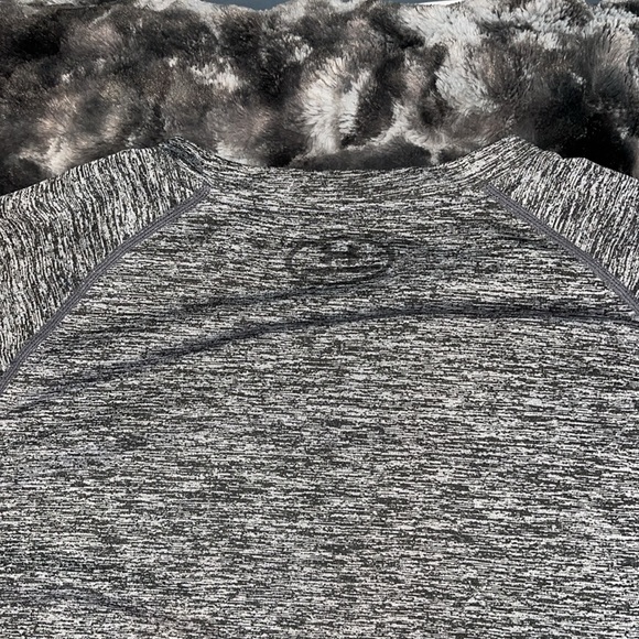 Under Armour Men's Large HeatGear Fitted Short-Sleeve T-Shirt - Picture 5 of 5